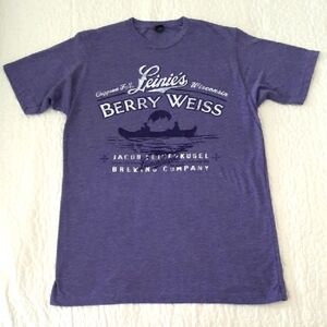 Leinenkugel's Berry Weiss Graphic Tee Size Medium  EUC